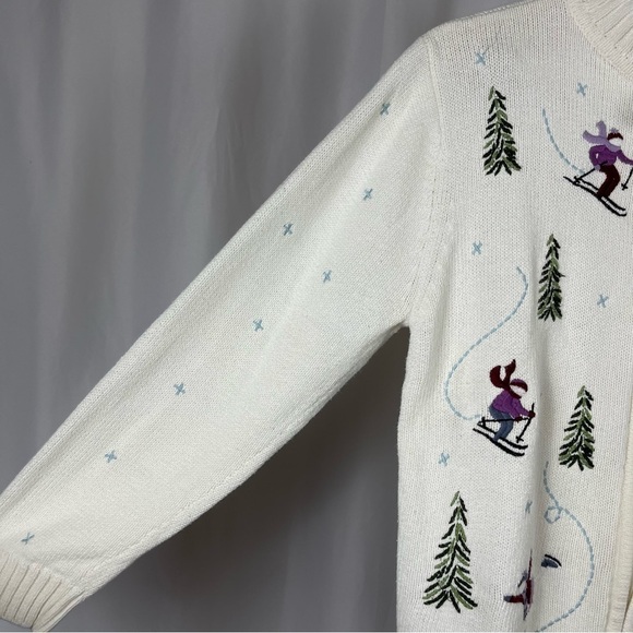 Traditions Medium Ramie Cotton Embroidered Winter Snow Skiing Ice Skate Jacket - Picture 5 of 8